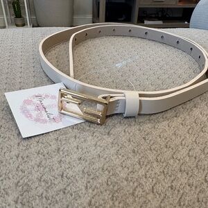 Elegant Ivory Belt with Gold Buckle